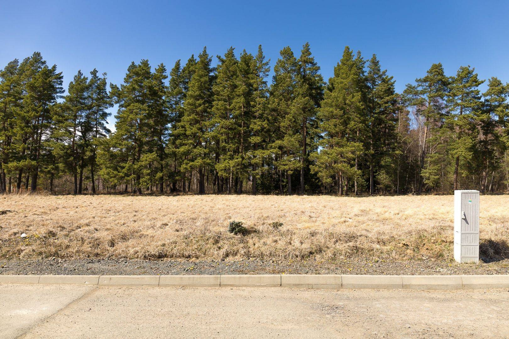 Pozemok pri lese (1441 m2), Veľká Lomnica