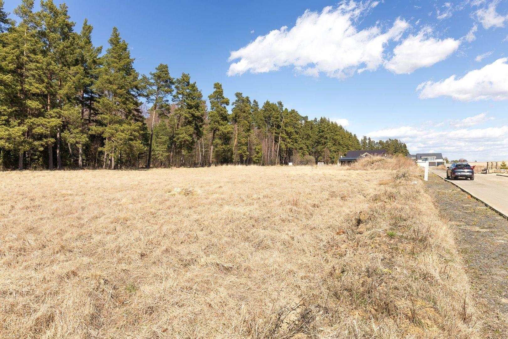 Pozemok pri lese (1441 m2), Veľká Lomnica
