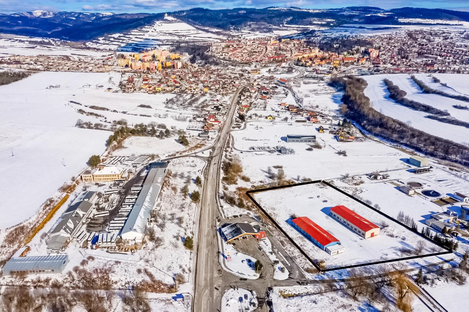 PRENÁJOM! Hala (702 m2) podnikateľský areál pri diaľnici Levoča