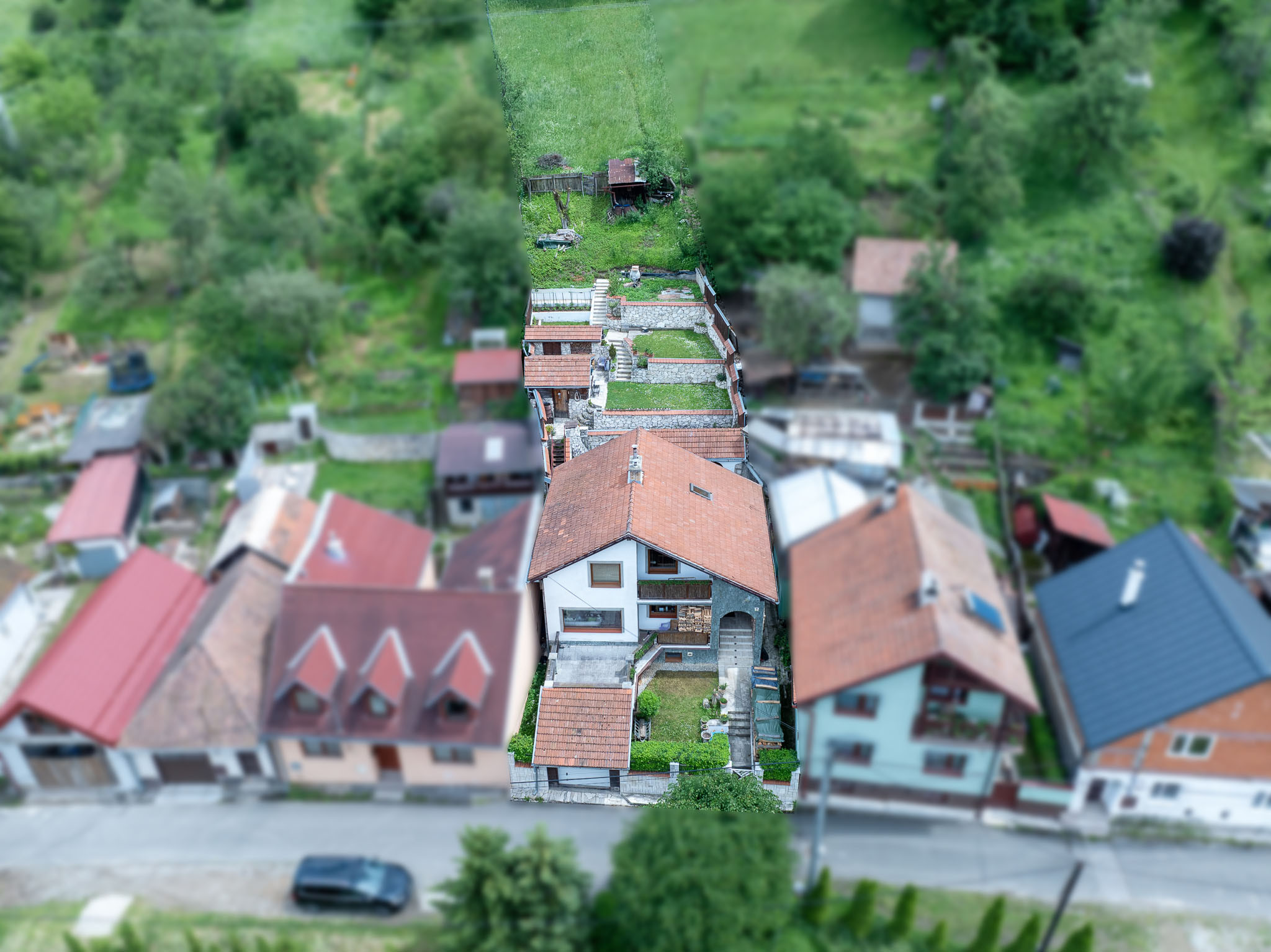 Rodinný dom 4+K s terasou, garážou, altánkom - Krompachy