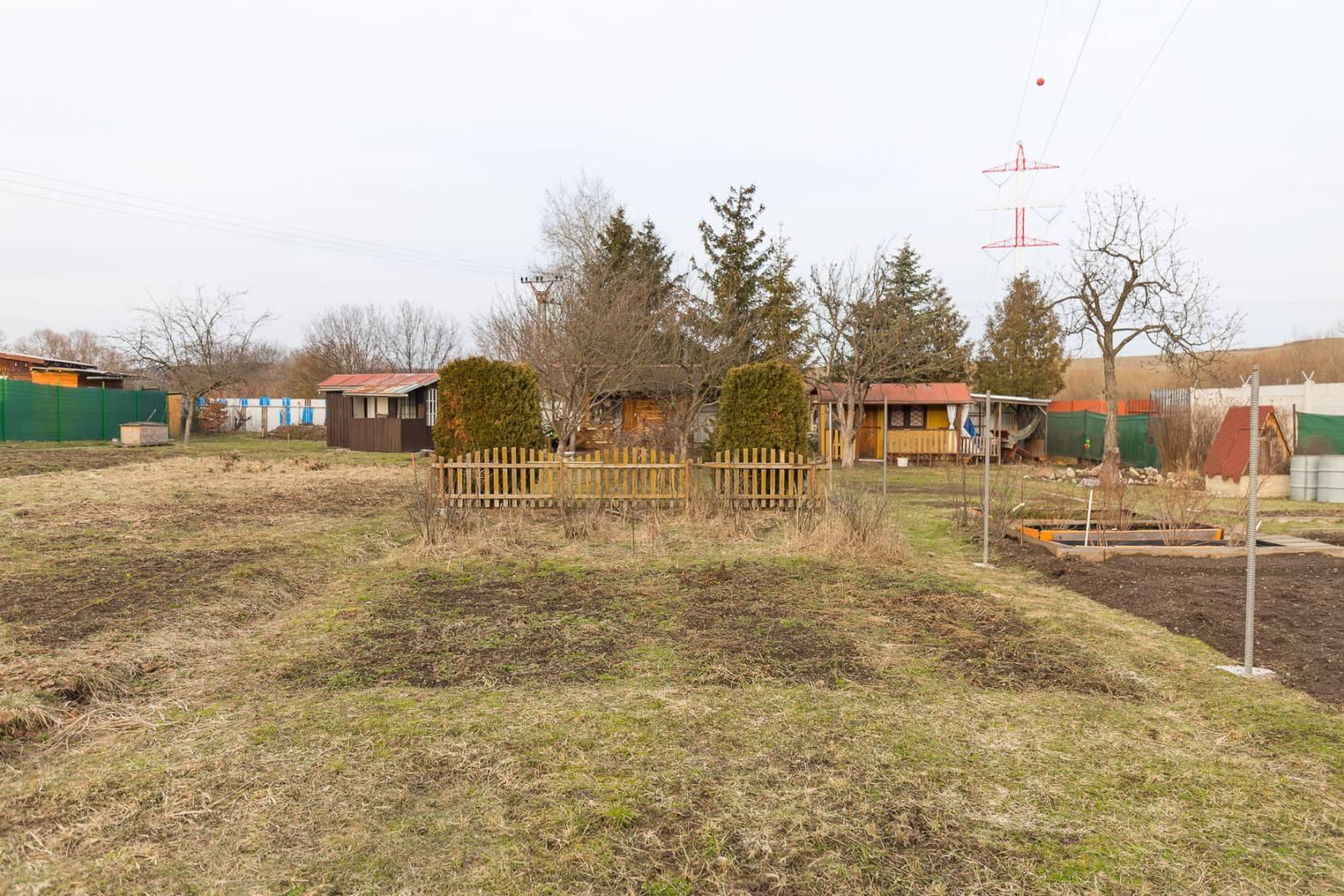 Záhrada (266 m2) s chatkou, Spišská Nová Ves