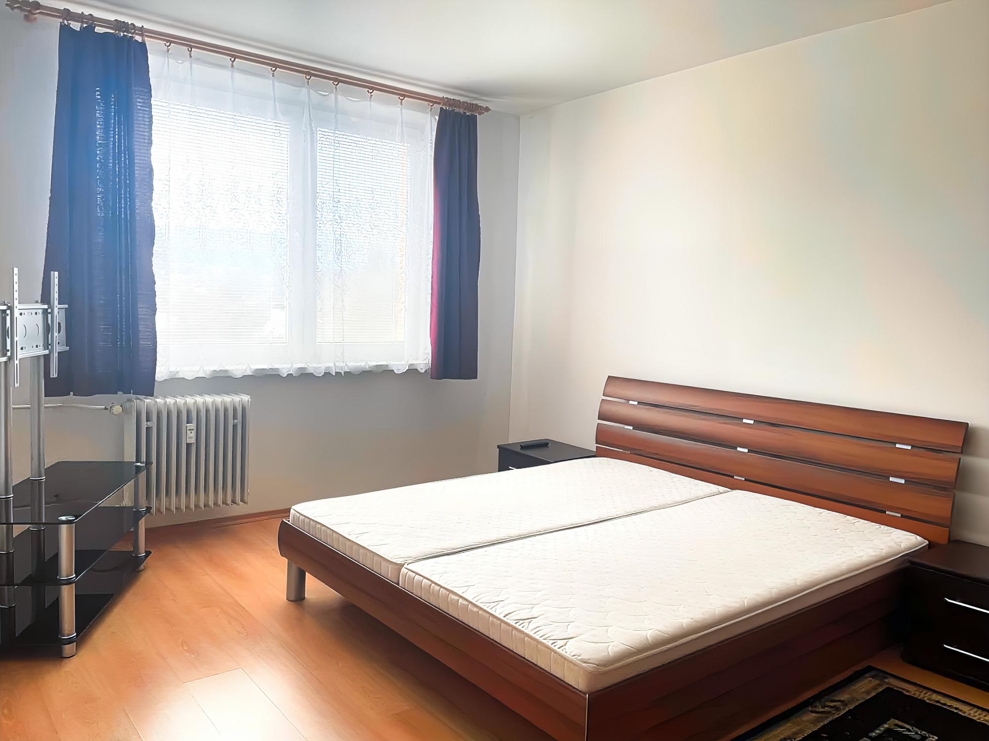 PRENÁJOM! Byt 3+1  (68 m2) s balkónom  na sídl. Mier v Sp. Novej Vsi