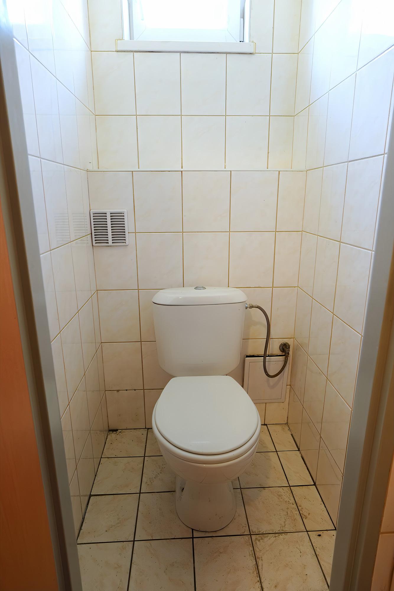 PRENÁJOM! Podn. priestor (80 m2) v AREÁLI ZÁPAD Spišská Nová Ves
