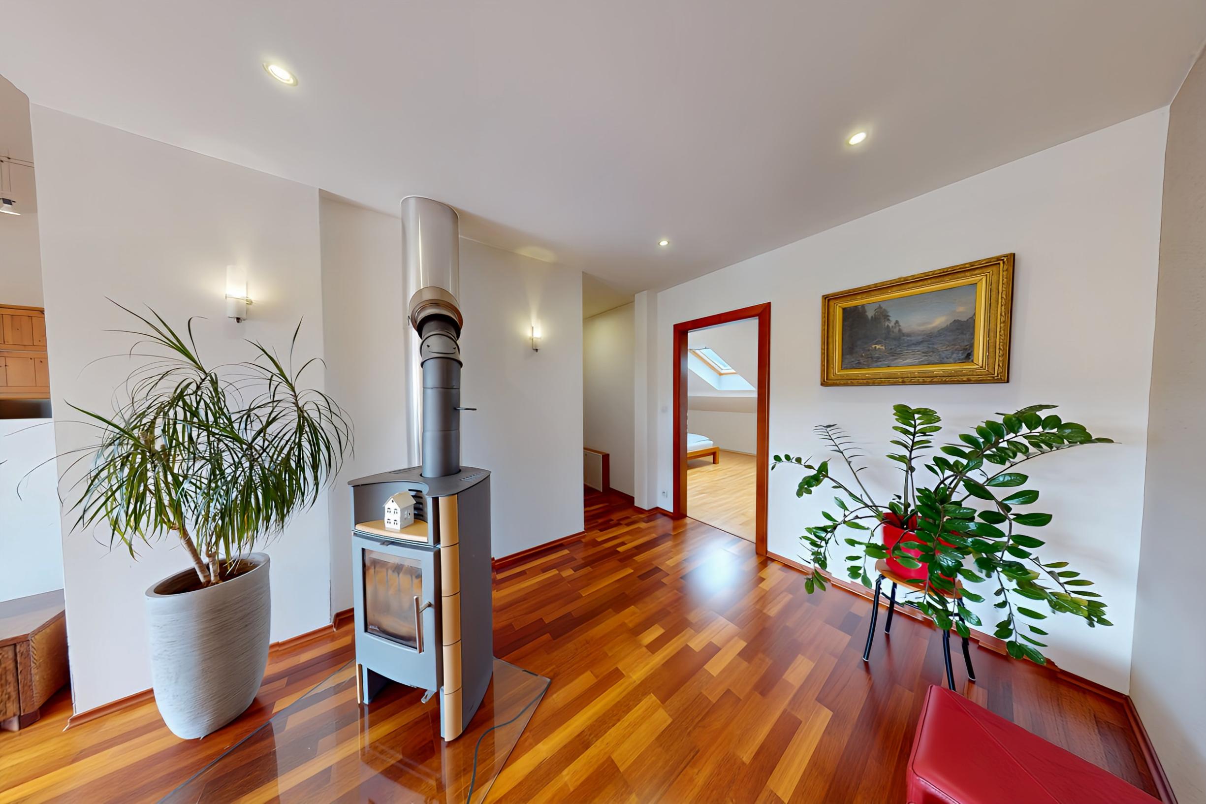 Atraktívny 4-izbový podkrovný byt (120 m2) s terasou Sp. Nová Ves