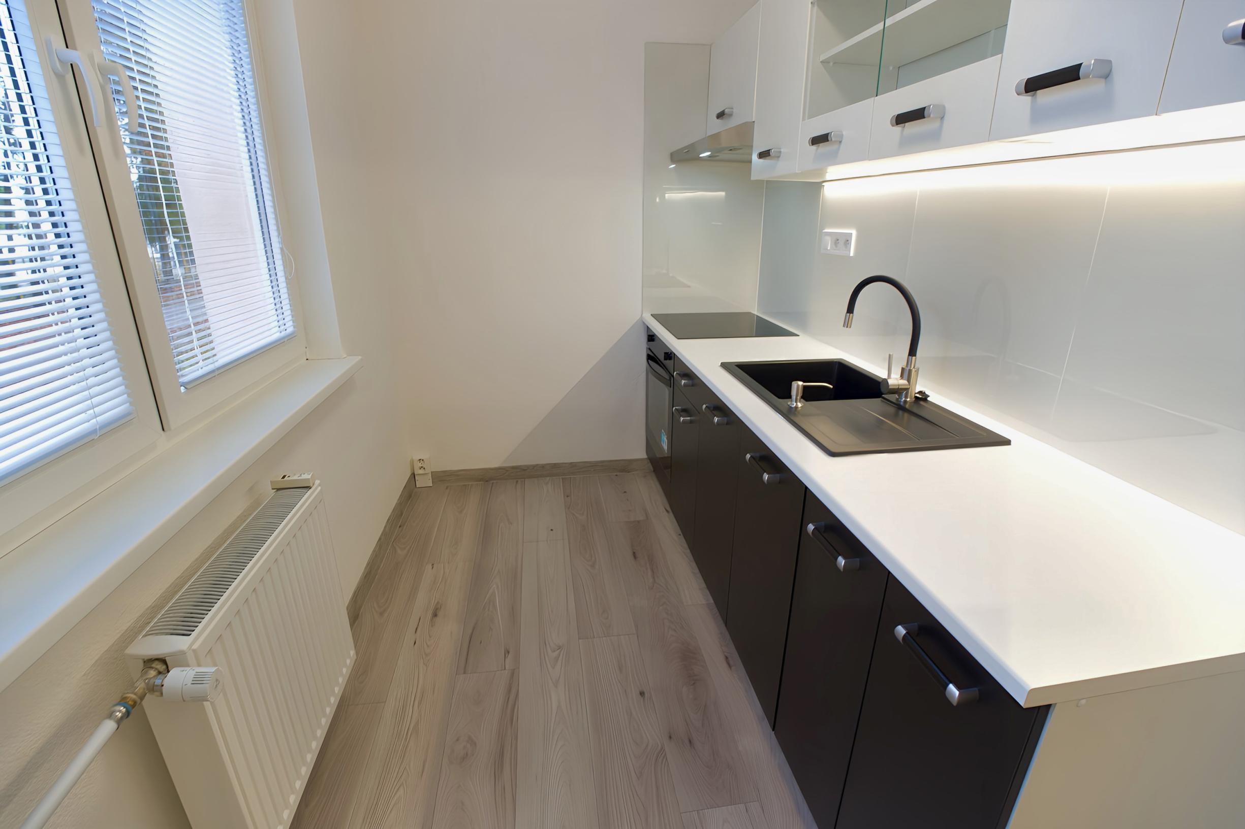 ZNÍŽENÁ CENA! Kompletne rekonštruovaný byt 1+1 sídl. Tarča SNV