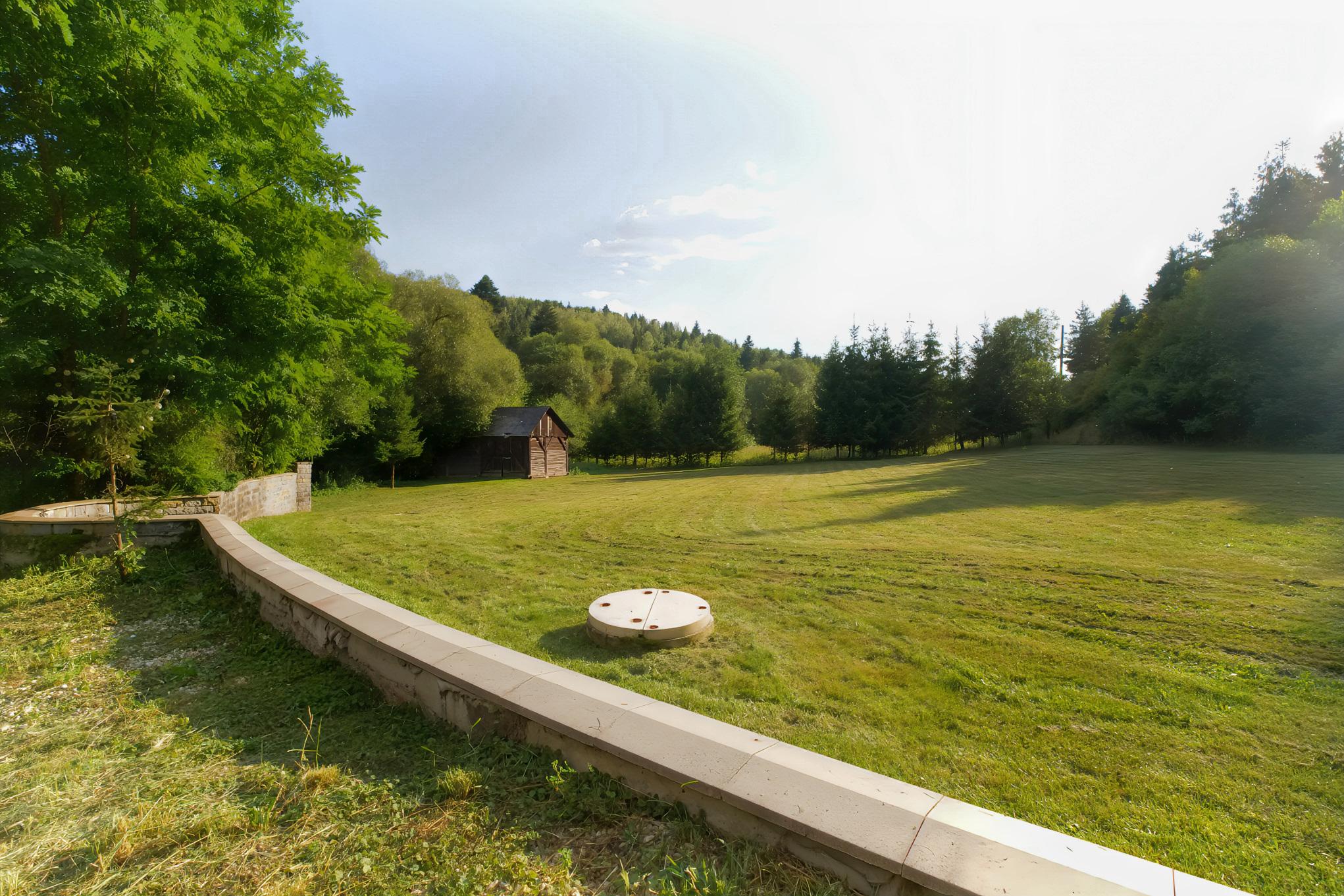Rodinný dom – chalupa s veľkou záhradou (1 175 m2), Zahura, Sp. Vlachy