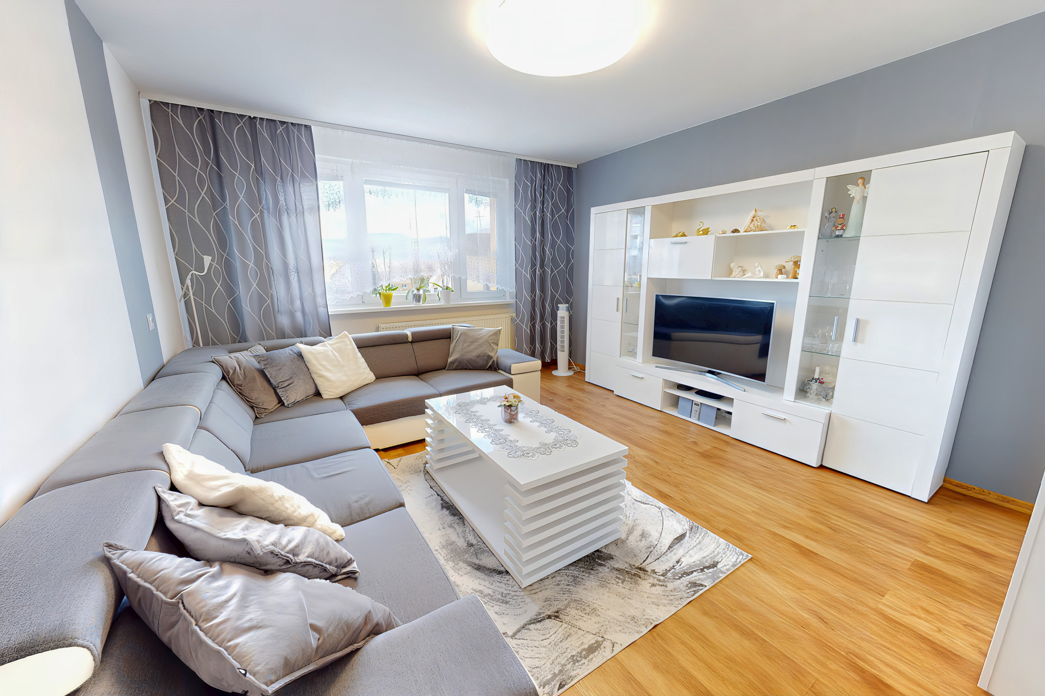 Byt 3+1 (73 m2) s loggiou sídl. Západ I. SNV