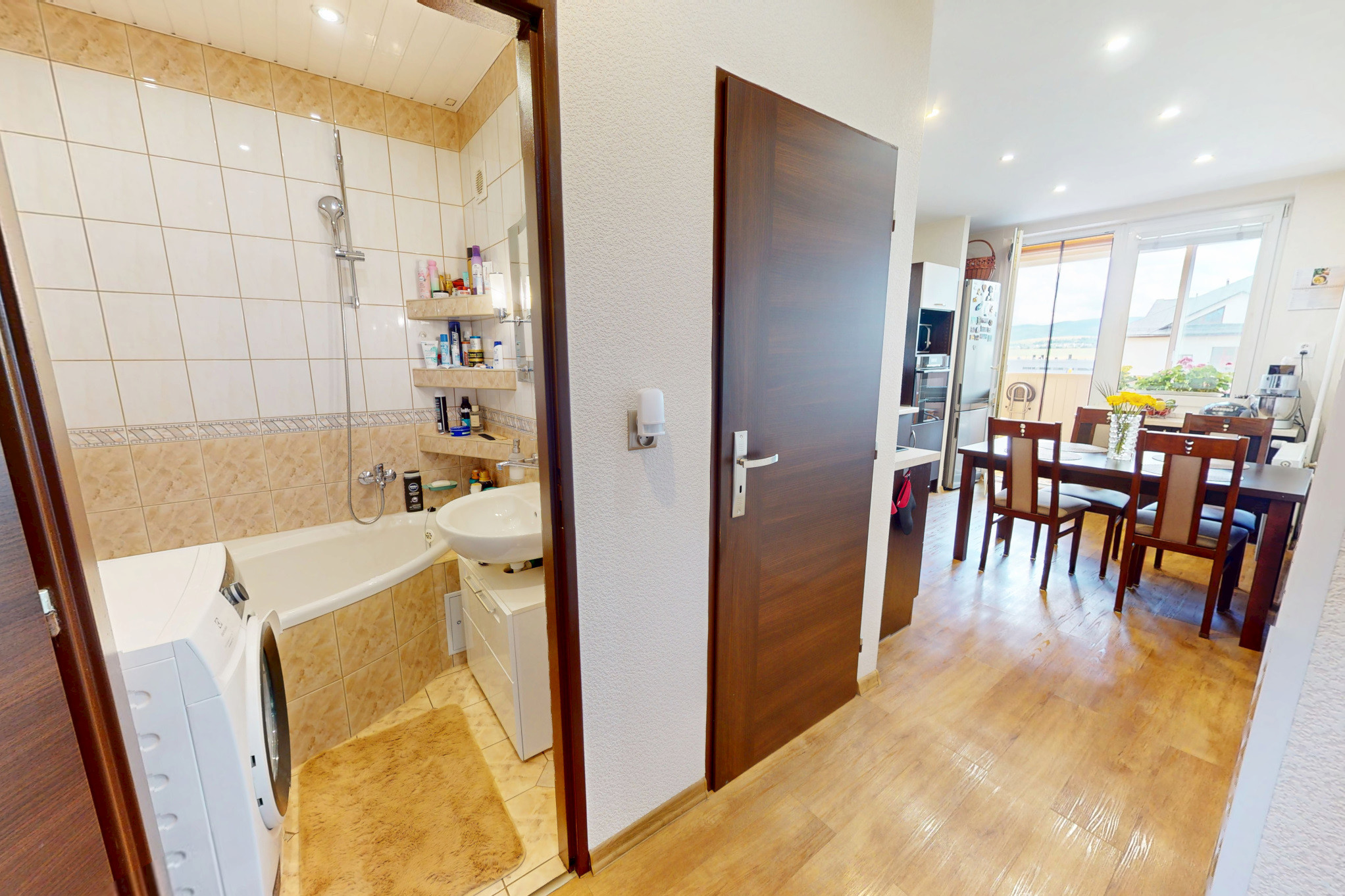 Byt 3+1 (73 m2) s loggiou sídl. Západ I. SNV