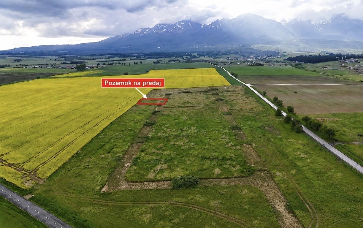 Na predaj ponúkame stavebný pozemok s vedľajším pozemkom !