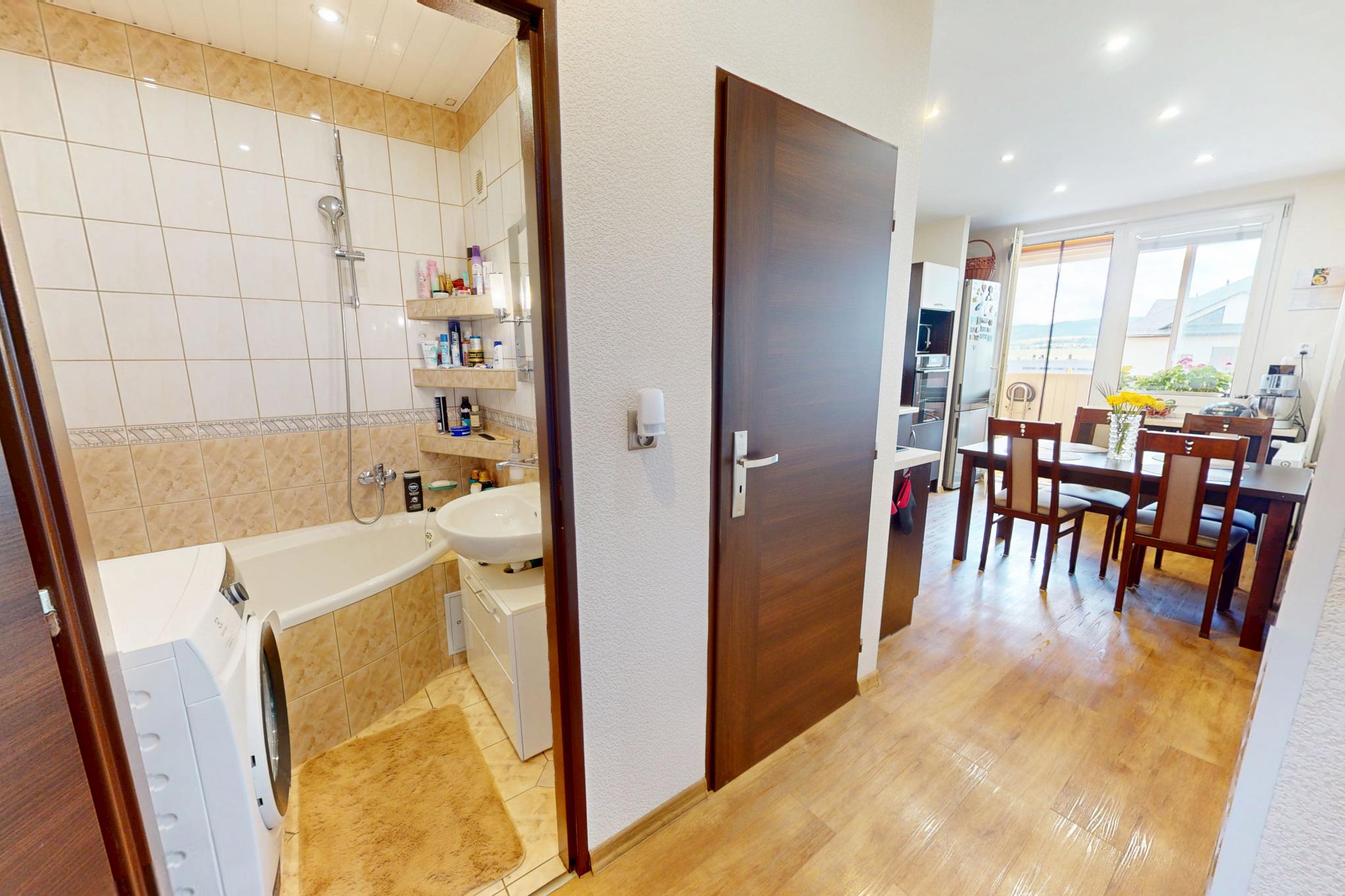 Byt 3+1 (73 m2) s loggiou sídl. Západ I. SNV