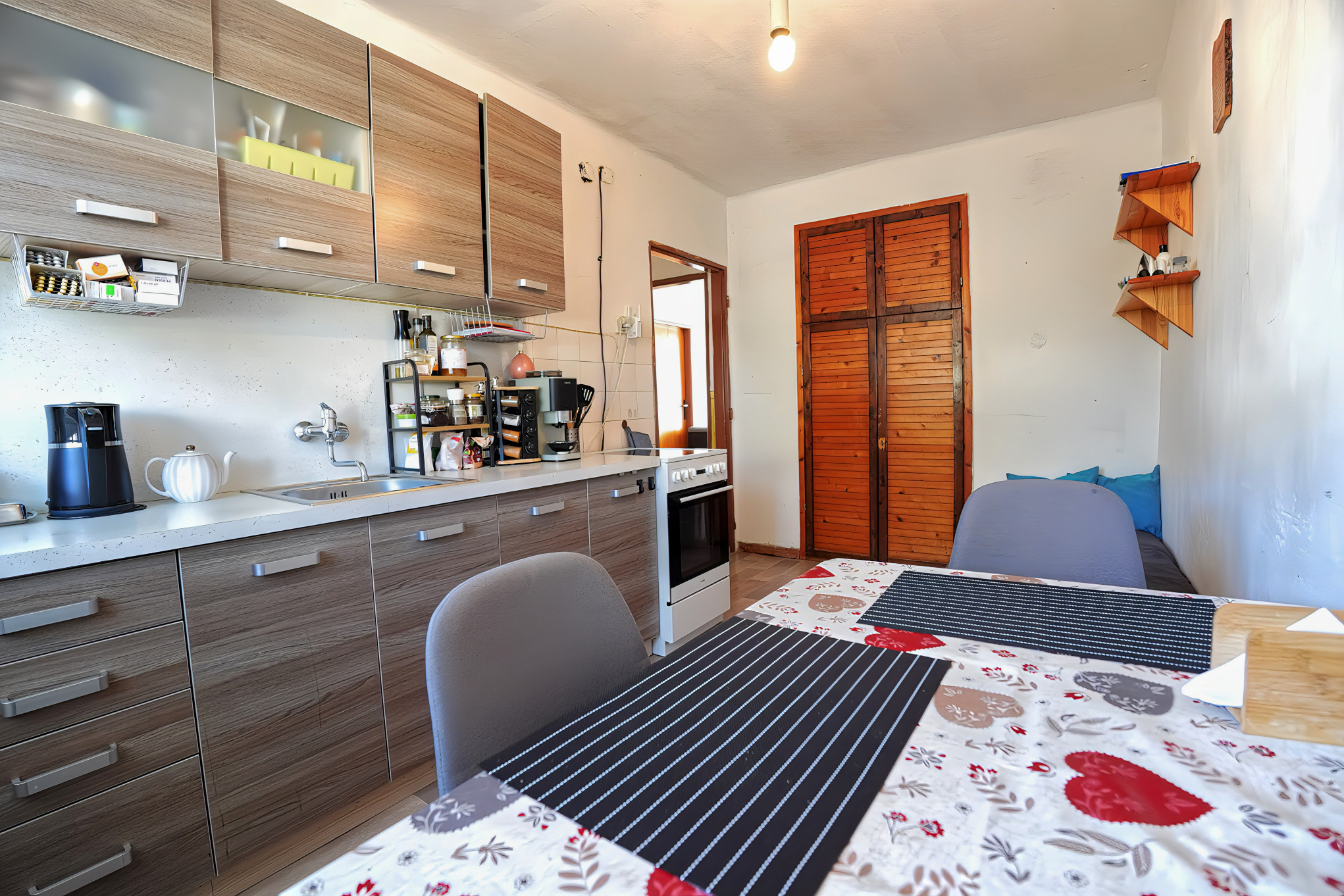 Tehlový byt 3-izbový (73 m²) s 2 balkónmi, centrum Spišská Nová Ves