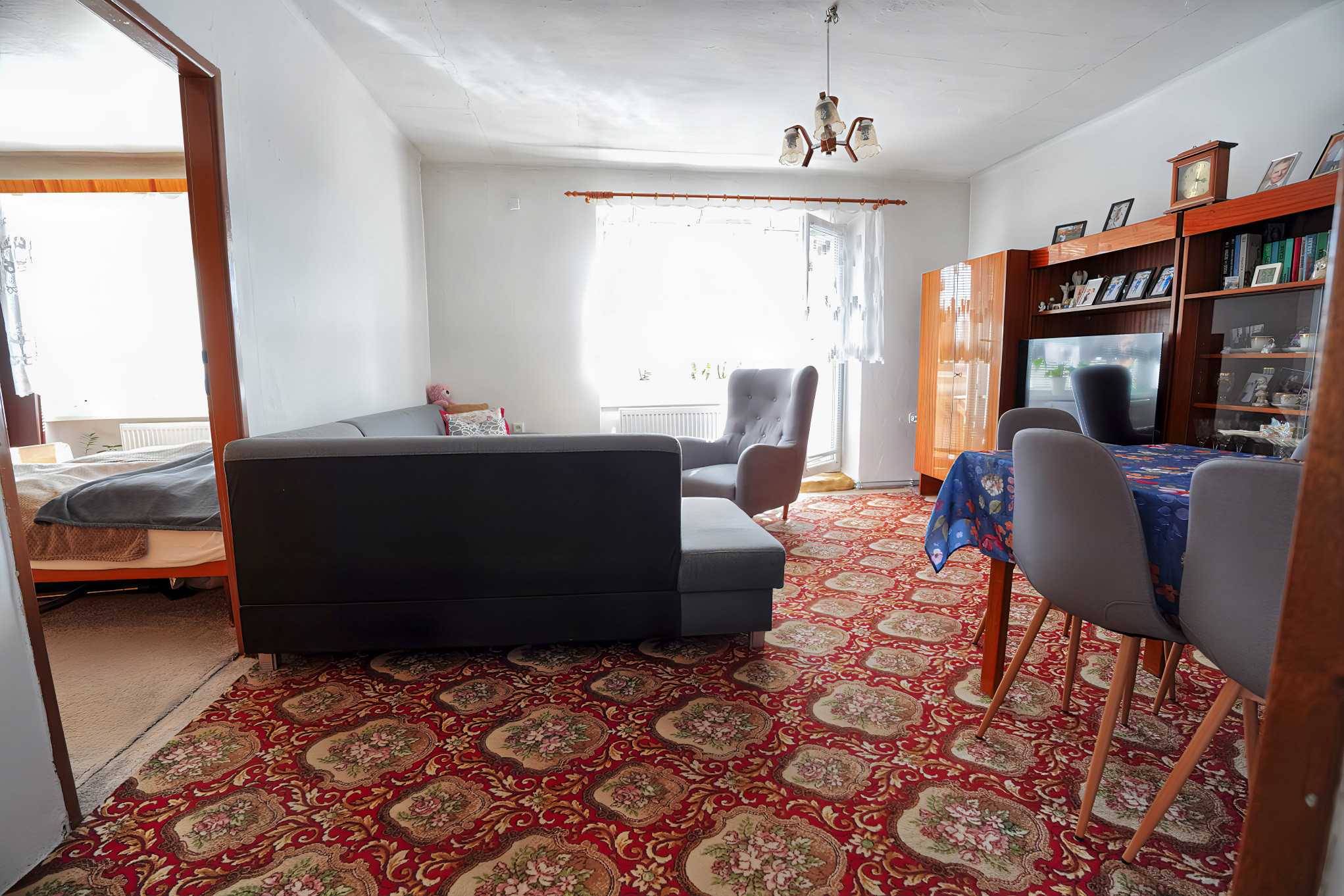 Tehlový byt 3-izbový (73 m²) s 2 balkónmi, centrum Spišská Nová Ves