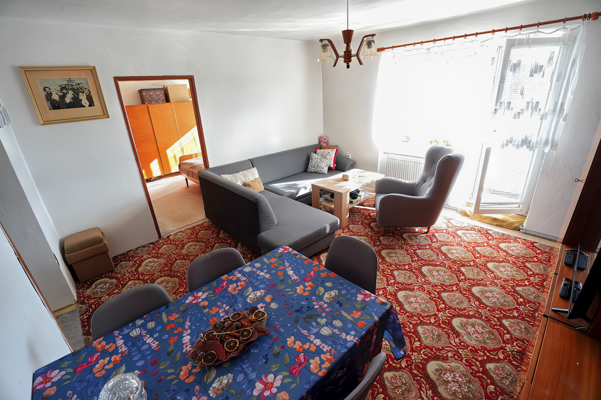 Tehlový byt 3-izbový (73 m²) s 2 balkónmi, centrum Spišská Nová Ves
