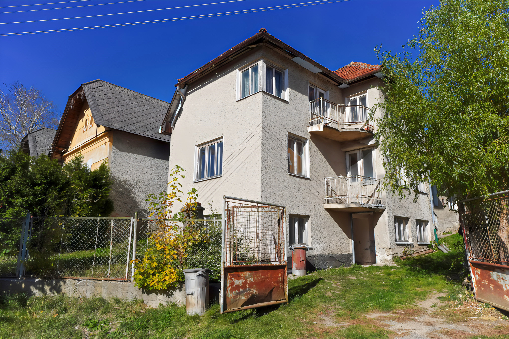 Rodinný dom (828 m²) s hospodárskou budovou, podtatranská obec Važec