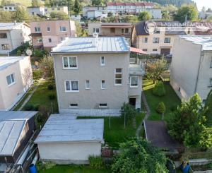 Rodinný dom Krompachy s garážou - Turistická ulica