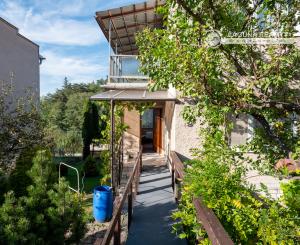 Rodinný dom Krompachy s garážou - Turistická ulica