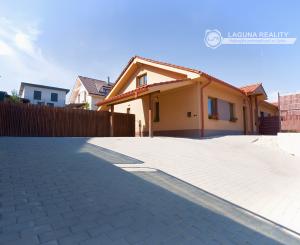 REZERVOVANÉ Rodinný dom Panský kruh Smižany