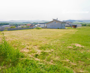 Stavebný pozemok 692 m2 s výhľadom na hrad Spišský Hrhov