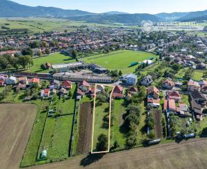 REZERVOVANÉ  - Veľký pozemok so starším domom v dobrej lokalite Spišské Vlachy