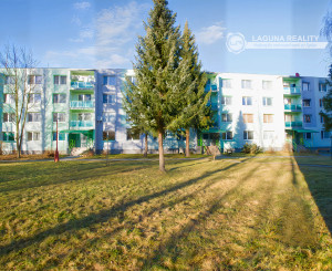 Byt 3+1 (71 m2) s loggiou, ul. Dubová Sp. Nová Ves