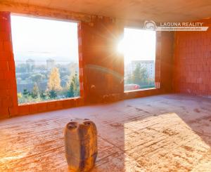 Novostavba 4+1 (153 m2) s balkónom, Blaumont Sp. Nová Ves