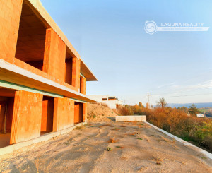 Novostavba 4+1 (153 m2) s balkónom, Blaumont Sp. Nová Ves