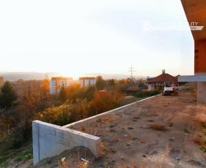 Novostavba 4+1 (153 m2) s balkónom, Blaumont Sp. Nová Ves