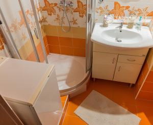 REZERVOVANÝ ! Byt 1+1 (35 m2) s loggiou, sídl. Tarča Sp. Nová Ves