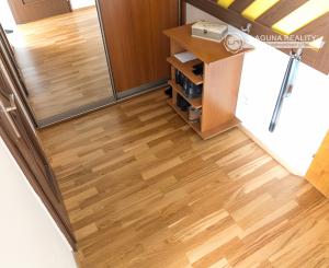 REZERVOVANÝ ! Byt 1+1 (35 m2) s loggiou, sídl. Tarča Sp. Nová Ves