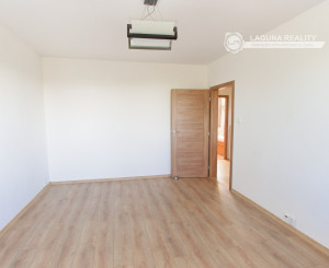 Byt 3+1 (72 m2) s loggiou, ul. Javorová sídl. Tarča SNV