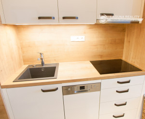 Byt 3+1 (72 m2) s loggiou, ul. Javorová sídl. Tarča SNV