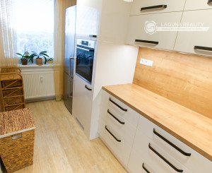 Byt 3+1 (72 m2) s loggiou, ul. Javorová sídl. Tarča SNV