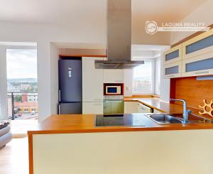 Exkluzívny byt 3+1 (98 m2) s terasou VillaNova Sp. Nová Ves