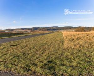 Atraktívny pozemok na podnikanie (3 ha) pri Klčove