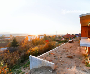 Novostavba 4+1 (179 m2) s garážou a terasou, Blaumont SNV