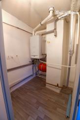 Byt 4+1 (135 m2) s loggiou blízko žel. stanice a centra Sp. Nová Ves