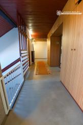 Byt 4+1 (135 m2) s loggiou blízko žel. stanice a centra Sp. Nová Ves