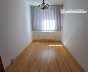 Byt 3+1 (66 m2) s loggiou, sídl. Západ I v Spišskej Novej Vsi