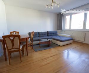 Byt 3+1 (66 m2) s loggiou, sídl. Západ I v Spišskej Novej Vsi