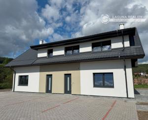 FINALIZUJEME ! Na predaj 3 a 4 -izbové byty v Danišovciach