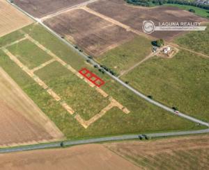 Zvýhodnený predaj 4 stavebných pozemkov so sieťami v obci Mlynica