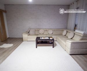 3-izbový, nadštandardne veľký byt s balkónom -  Krompachy