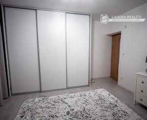 3-izbový, nadštandardne veľký byt s balkónom -  Krompachy