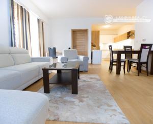 Byt 4+1 (93 m2) s balkónom, Námestie Iglovia, Sp. Nová Ves