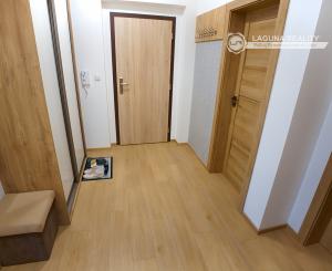 Byt 4+1 (93 m2) s balkónom, Námestie Iglovia, Sp. Nová Ves