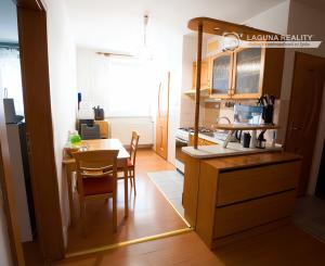 Byt 3+1 (65 m2) sídl. Mier, J. Matušku Sp. Nová Ves