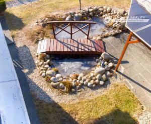 Rodinný dom s krásnou záhradou (922 m2) Markušovce pri SNV