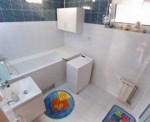 Rodinný dom s krásnou záhradou (922 m2) Markušovce pri SNV