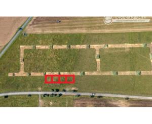 Zvýhodnený predaj 4 stavebných pozemkov so sieťami v obci Mlynica