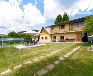 Rodinný dom - chalupa pod Bukovcom (2 869 m2), Švedlár